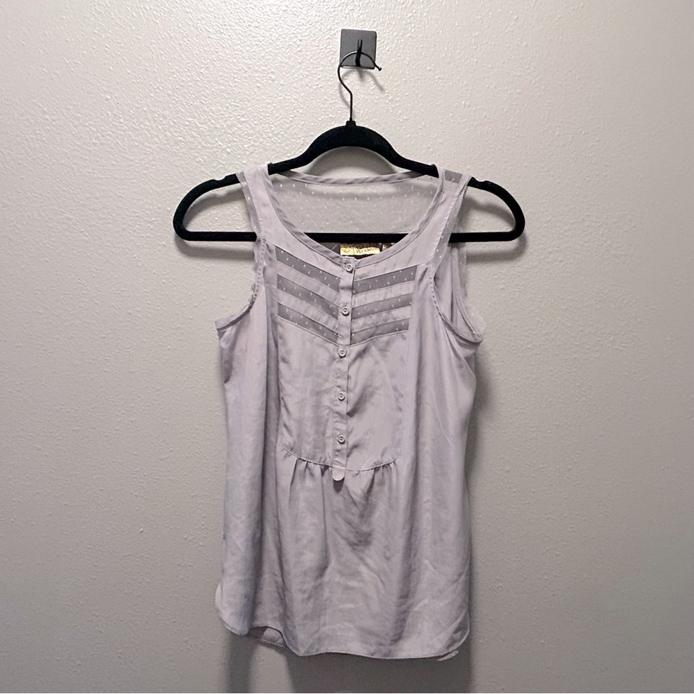 Vera Wang Light Gray Button-Down Tank Top